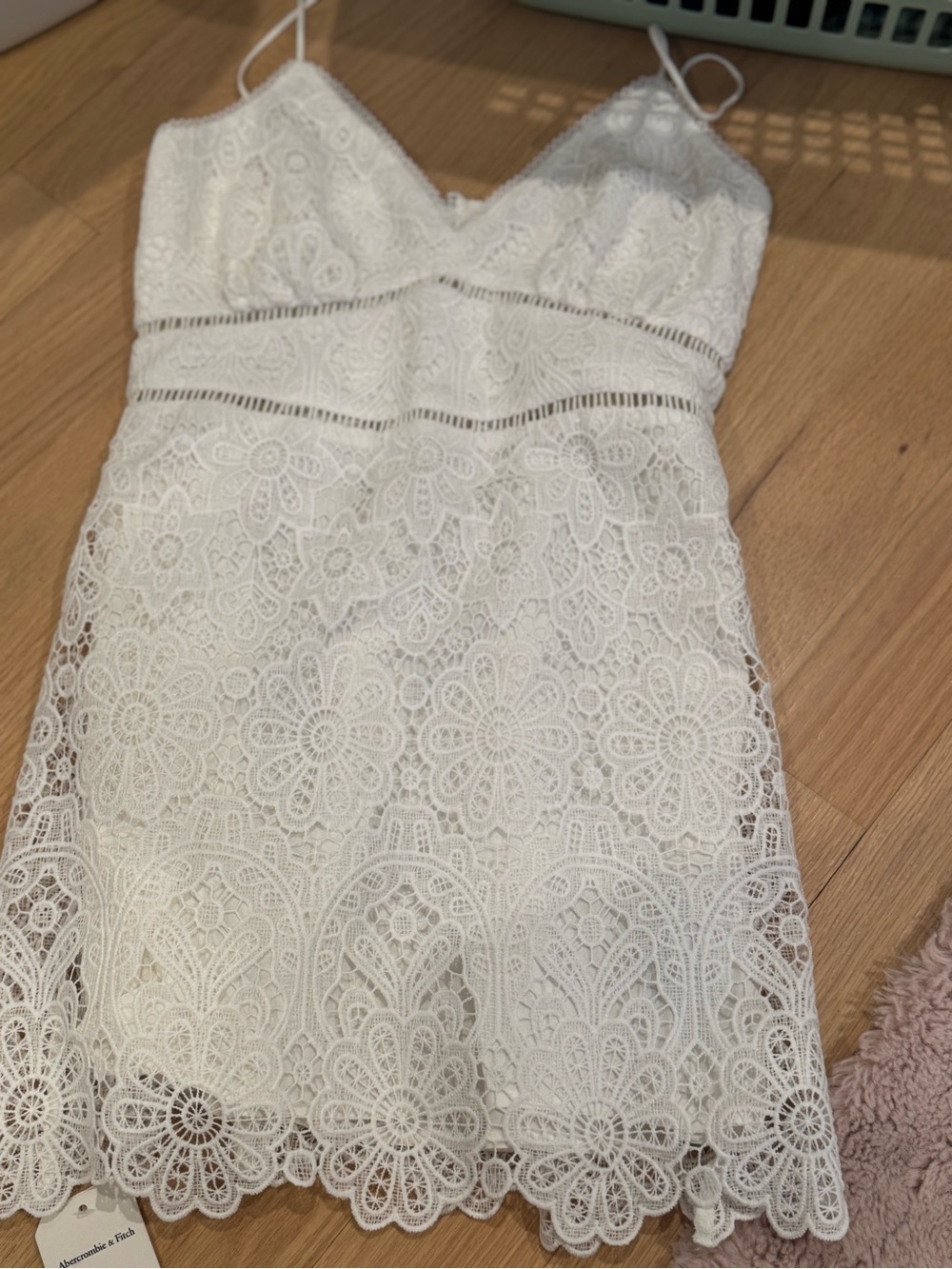 Abercrombie & Fitch White Floral Lace Dress